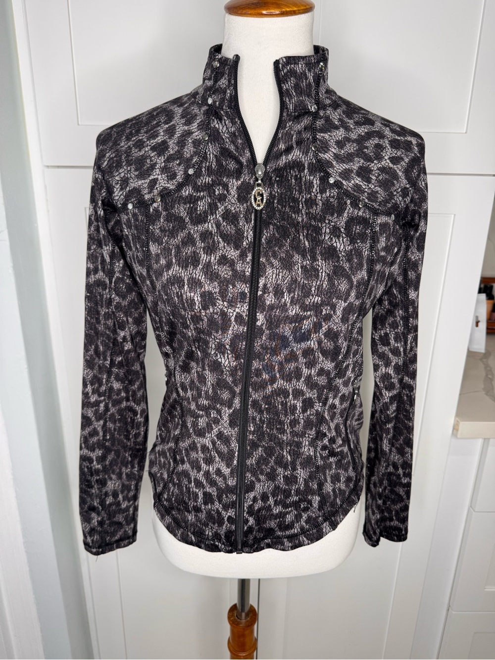 Christine Alexander Leopard Print Full Zip Jacket Black Gray Pockets Women’s S